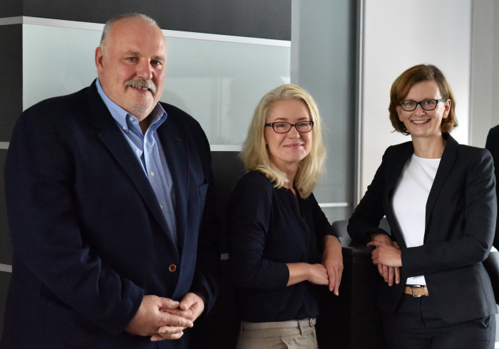 StB Franz Ruß mit den Geschäftsführerinnen StB Jeannette Geßner und StB Stephanie Schuberth